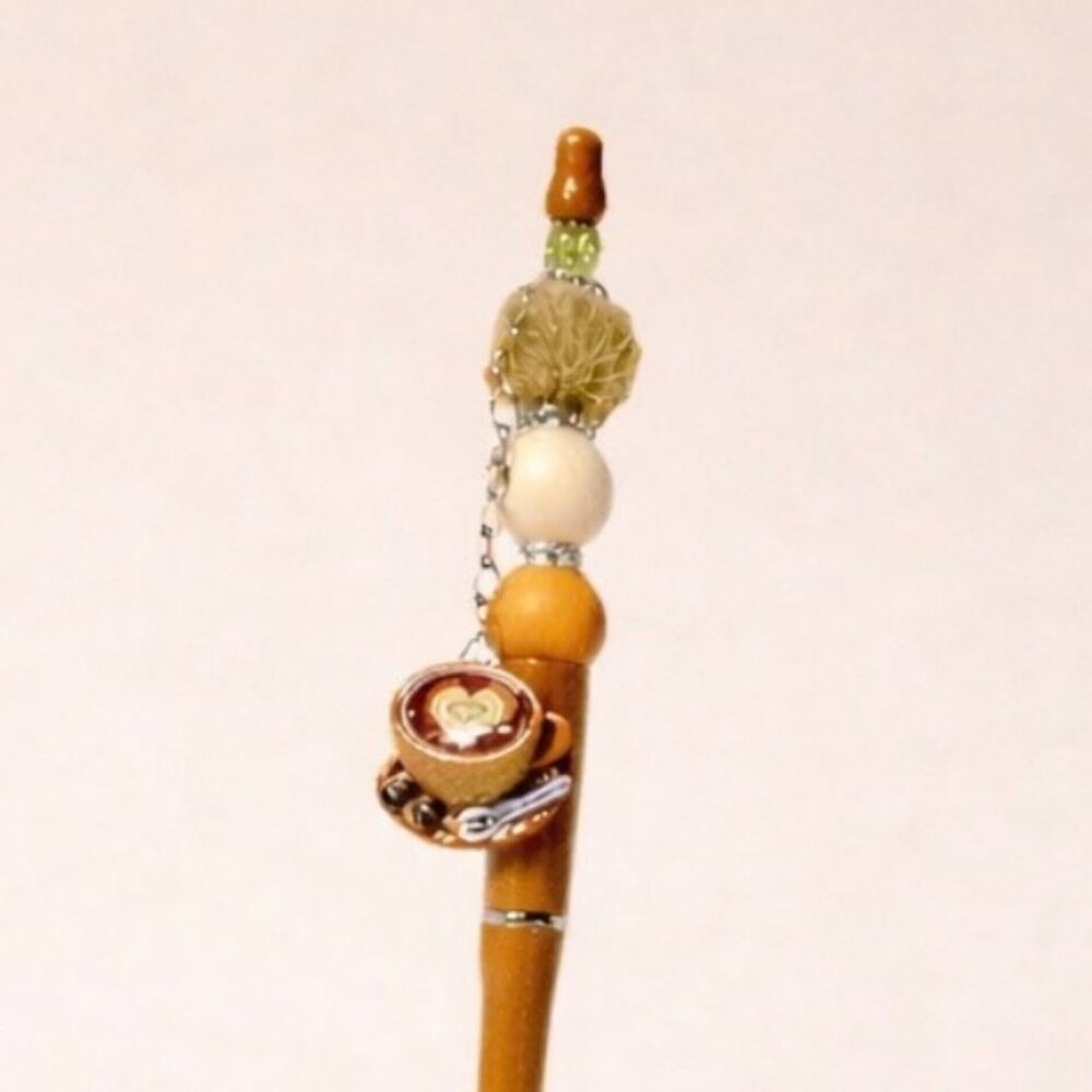 Brown Kawaii Gift Set – Beaded Pen & Matching Keychain + Refill Included - Picture 6 of 8